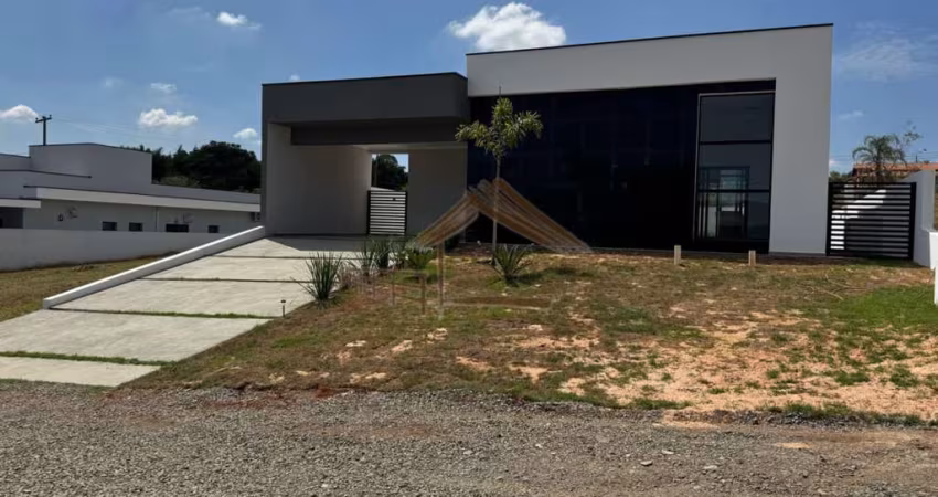 Casa em Condomínio para Venda em Porangaba, Ninho Verde 1, 3 dormitórios, 1 suíte, 3 banheiros, 6 vagas