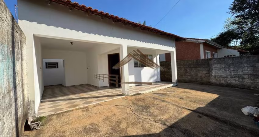 Casa para Venda em Porangaba, centro, 2 dormitórios, 1 suíte, 2 banheiros, 2 vagas