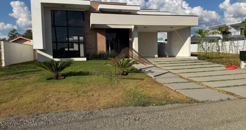 Casa em Condomínio para Venda em Porangaba, Ninho Verde 1, 4 dormitórios, 2 suítes, 4 banheiros, 6 vagas