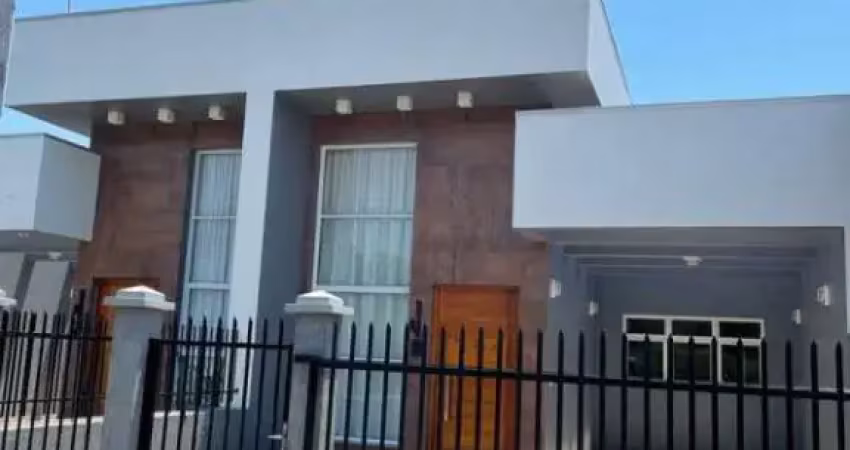 Casa com 2 quartos à venda na Avenida Walter Klein, 2010, Lira, Estância Velha