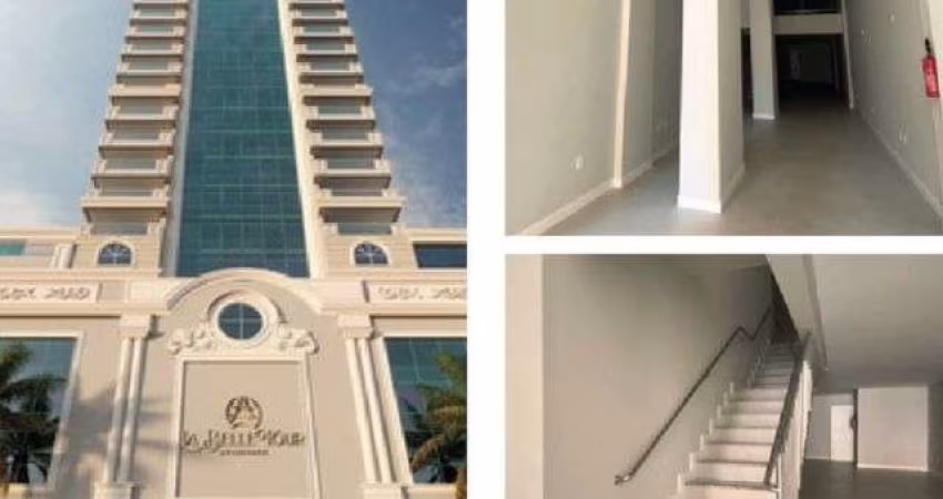 LA BELLE TOUR- SALA COMERCIAL TERREA COM PE DIREITO DUPLO E MEZANINO.