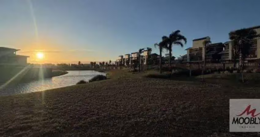 Belissimo terreno a venda condominio de luxo fechado em torres-rs.