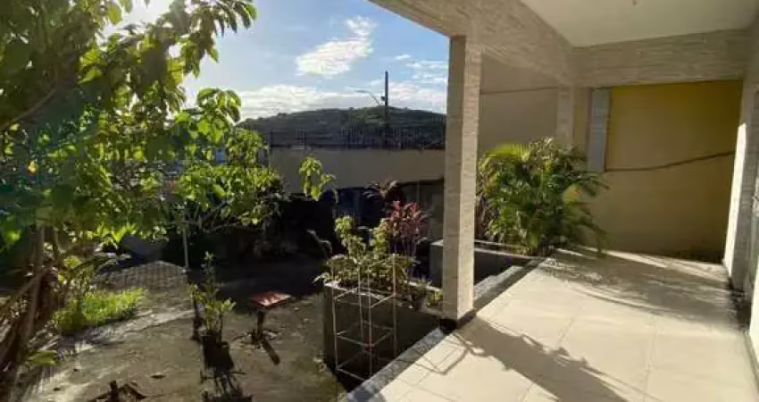 Casa para Venda em Duque de Caxias, Vila Centenário, 2 dormitórios, 1 suíte, 2 banheiros, 4 vagas