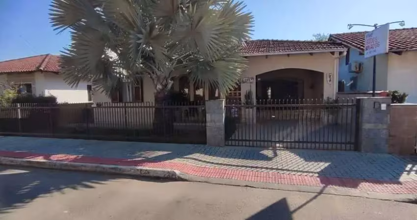Casa com 1 quarto à venda no Nereu Ramos, Jaraguá do Sul 