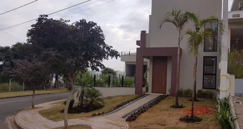 Casa à venda 3 Quartos, 3 Suites, 4 Vagas, 330M², Jardim Panorama, Vinhedo - SP | Condomínio Reserv