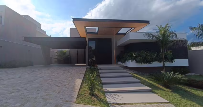 Casa à venda 4 Quartos, 4 Suites, 4 Vagas, 1000M², Observatório, Vinhedo - SP | Condomínio Vila D,O