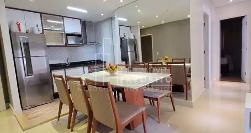 Vende-se apartamento mobiliado de 3 dormitórios, condomínio vista centrale.