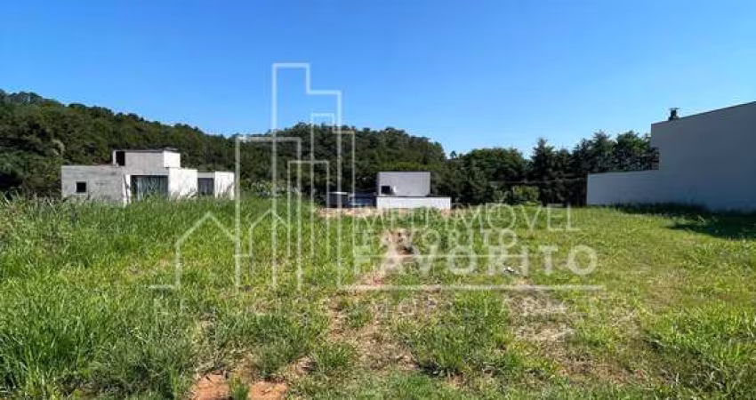 Terreno Plano à Venda no Villa Giardino - 300m  - R 539.000,00