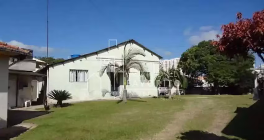Casa à venda com 1.147m  terreno e 302m  construção, jundiaí sp.