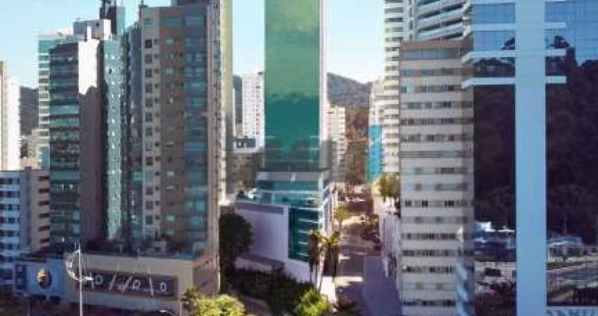 Apartamento com 4 quartos à venda na Rua Julieta Lins, 271, Pioneiros, Balneário Camboriú