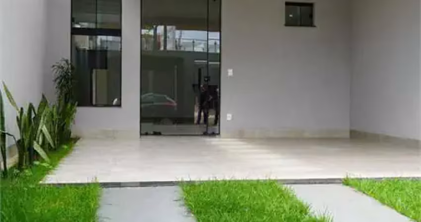 Casa com 3 quartos à venda em residencial jardins do lago - go