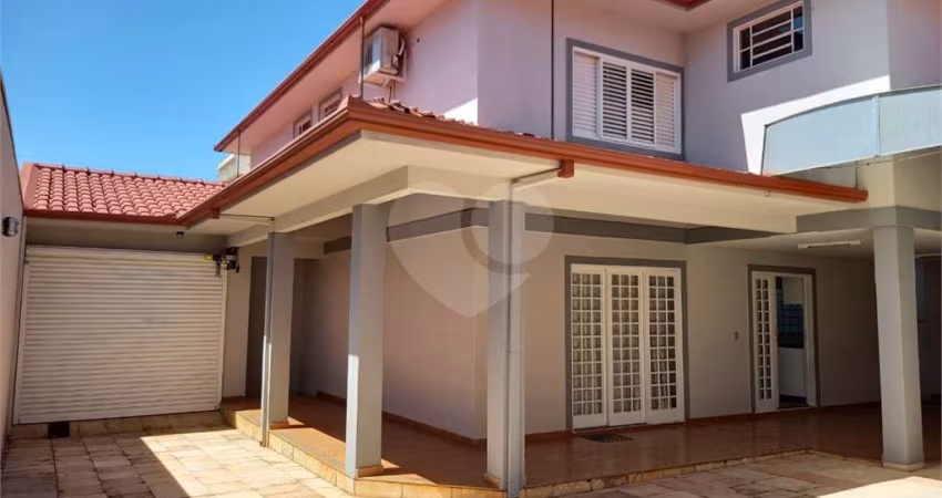 Sobrado com 3 quartos à venda em Cidade Jardim - GO