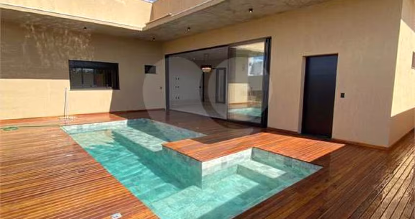 Casa com 4 quartos à venda em Condomínio Residencial Grand Trianon - GO