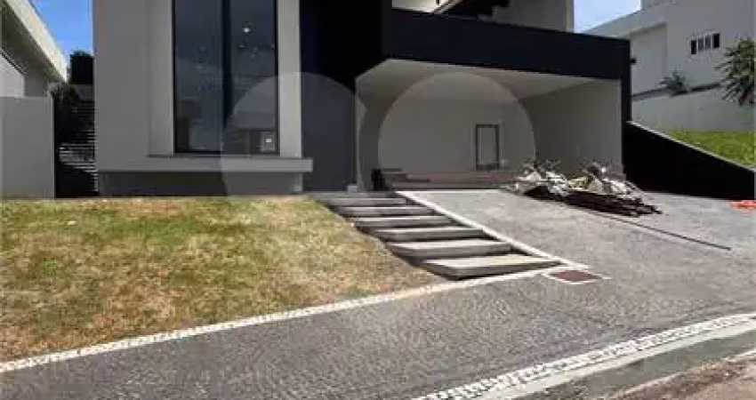Casa com 3 quartos à venda em Condomínio Vale Dos Pássaros - GO