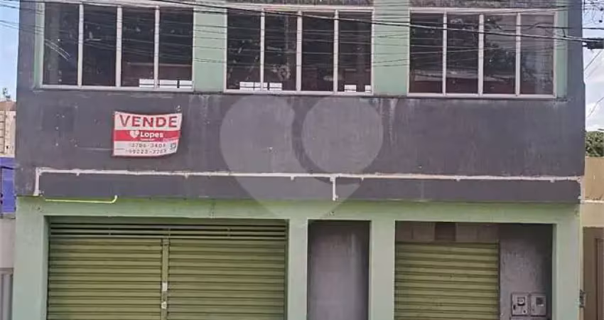 Sobrado à venda em Vila Santana - GO