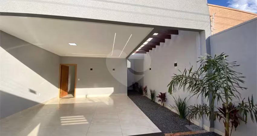 Casa térrea com 3 quartos à venda em Residencial Campos Do Jordão - GO