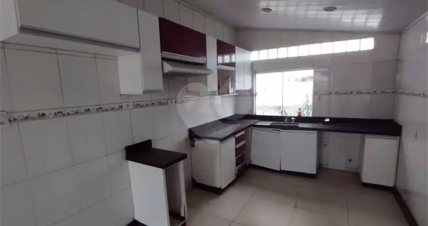 Casa com 3 quartos à venda em Vila Santa Terezinha - GO