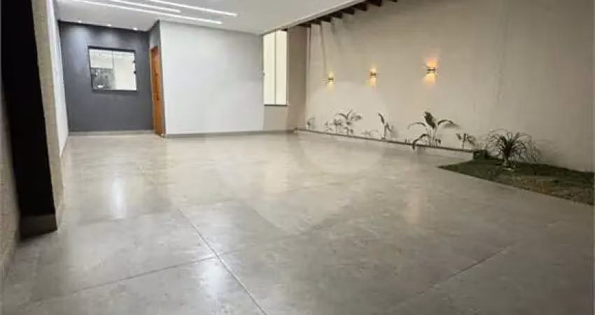 Casa com 3 quartos à venda em São João - GO