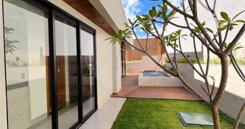 Casa com 4 quartos à venda em Condomínio Alphaville Anápolis - GO