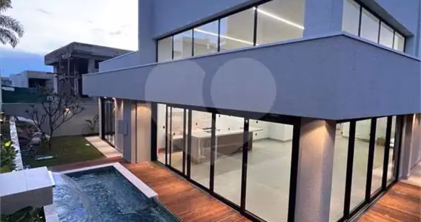 Casa com 4 quartos à venda em Condomínio Alphaville Anápolis - GO