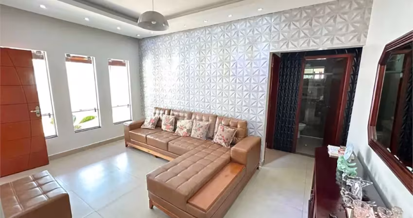 Casa com 3 quartos à venda em residencial itatiaia - go