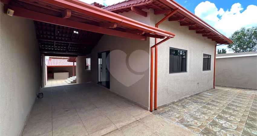 Casa com 3 quartos à venda em Parque Brasília 2ª Etapa - GO