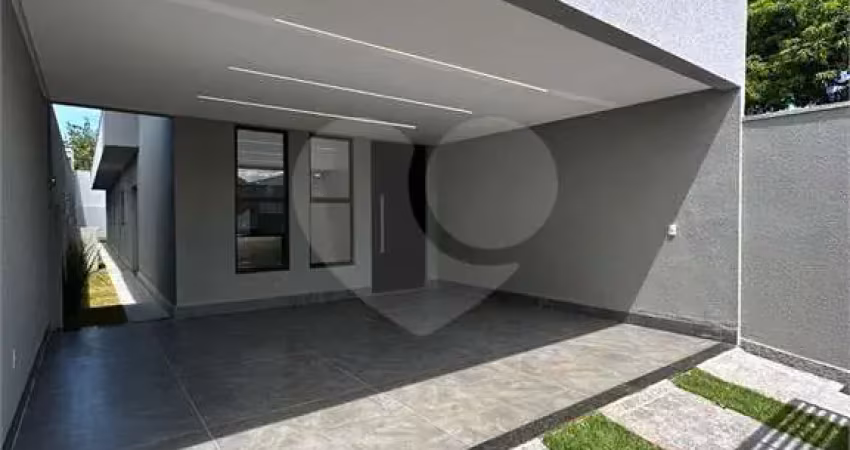 Casa com 3 quartos à venda em Lourdes - GO
