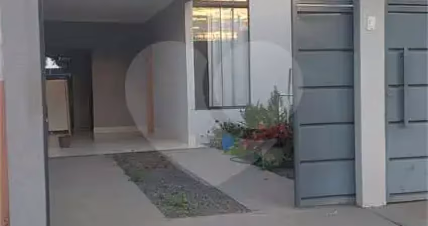 Casa com 3 quartos à venda em residencial dom felipe - go