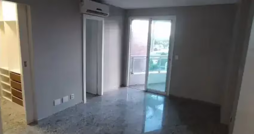 Ponta negra, ed beethovem, 180m2, 4 suítes sendo 1 com closet, 3  vagas