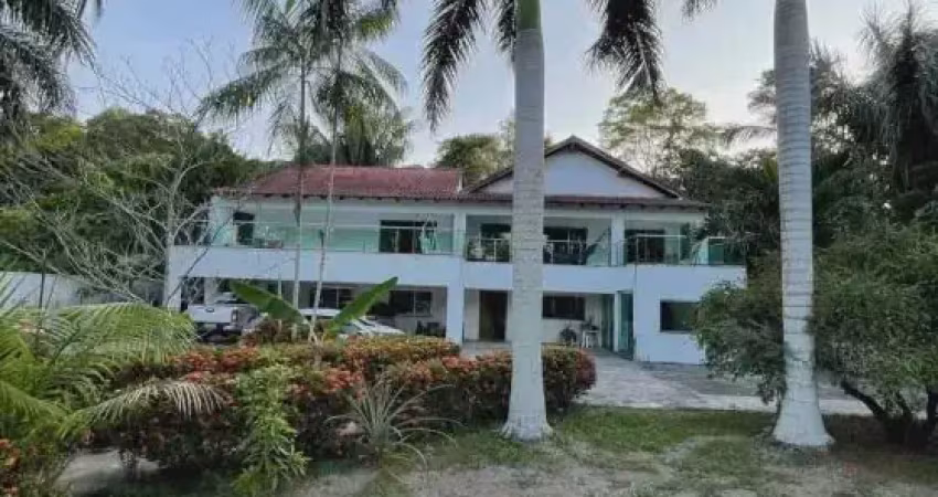Clube de campo ponta negra, 5 quartos sendo 4 suítes, 1.500m2 de terreno,  mobilada, 6 vagas, agua