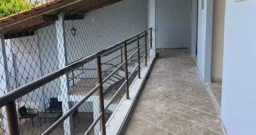 Dom pedro. cond. encontro das aguas. alugo casa com 4 suites, sala para 2 ambientes e 4 vagas.
