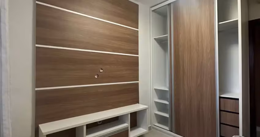 Cond weekend, 79m2, mobiliado , com 3 quartos sendo 1 suíte, andar alto