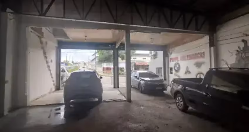 Barracão / Galpão / Depósito à venda na Rua Camanducaia, 14, Crespo, Manaus