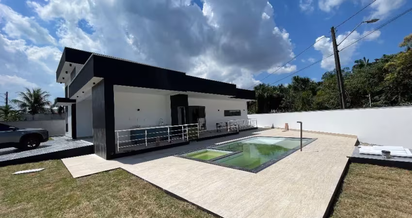 Dceito/parcelo ponta negra ii, térrea, 300m2 de area construía, 3 suítes , pisci negra - manaus - am