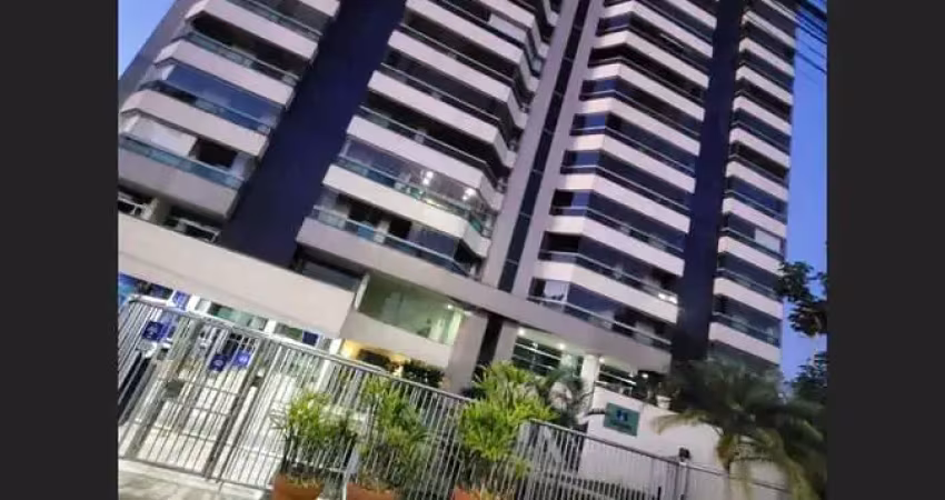 Ponta negra. cond. mediterranée. apto com 246m2, 4 suites, sala para 3 ambientes, 4 vagas + deposito