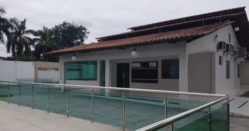 Cond. laranjeiras. casa com 1.600m2 . 3 suites , sala para 2 ambientes + casa de apoio