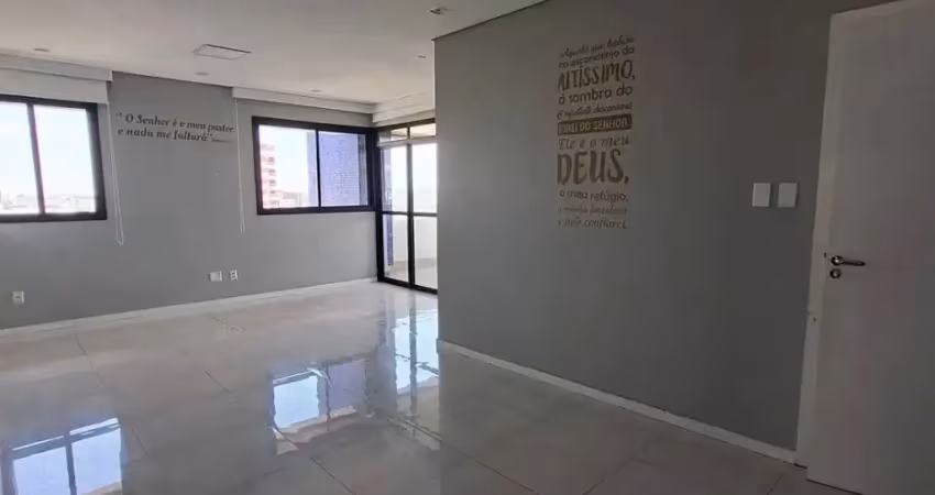 Altos da recife, 140m2, com 3 suítes climatizadas, 1 quarto de serviço , area de serviço, 2 vagas