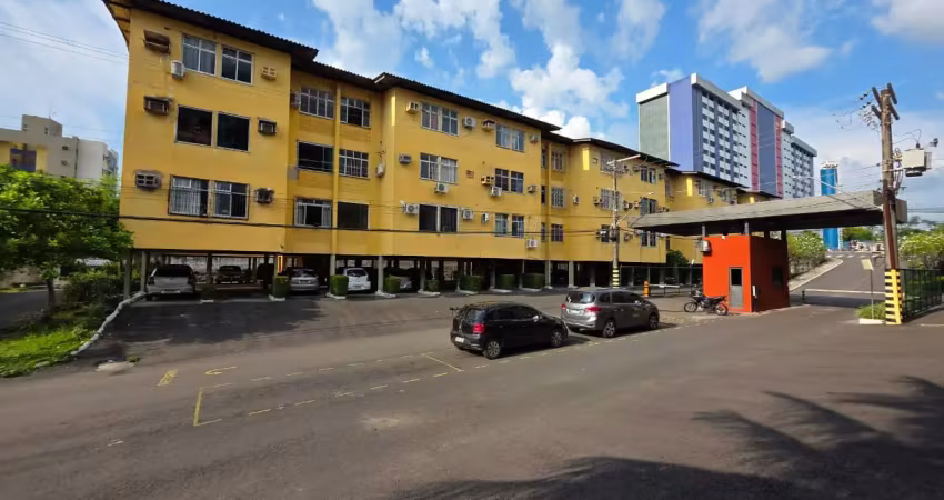 Conjunto jornalistas,  av. constantino nery,  bloco b - 3 andar, com sala ampla, 02 quartos com modulados, 01 banheiro, cozinha com armários,  lavanderia e depósito.