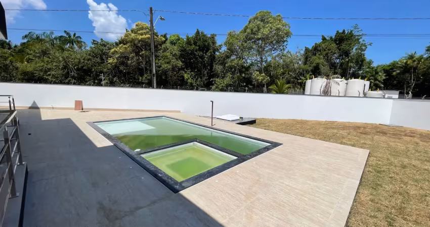 Aceito/parcelo ponta negra ii, térrea, 300m2 de area construía, 3 suítes , pisci negra
