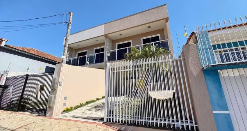 Casa com 3 quartos à venda na Rua Castro Alves, Uvaranas, Ponta Grossa
