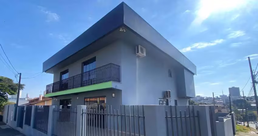 Casa comercial com 6 salas para alugar na Rua Fagundes Varela, Uvaranas, Ponta Grossa