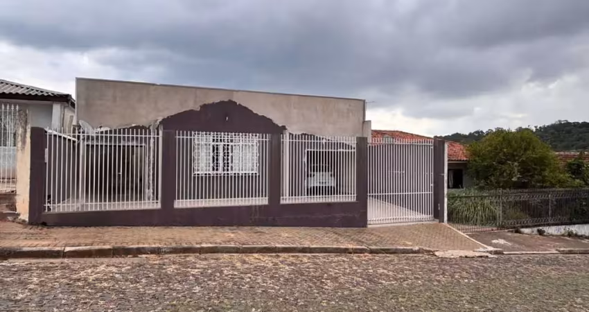 Casa com 3 quartos à venda na Rua Leandro, Contorno, Ponta Grossa