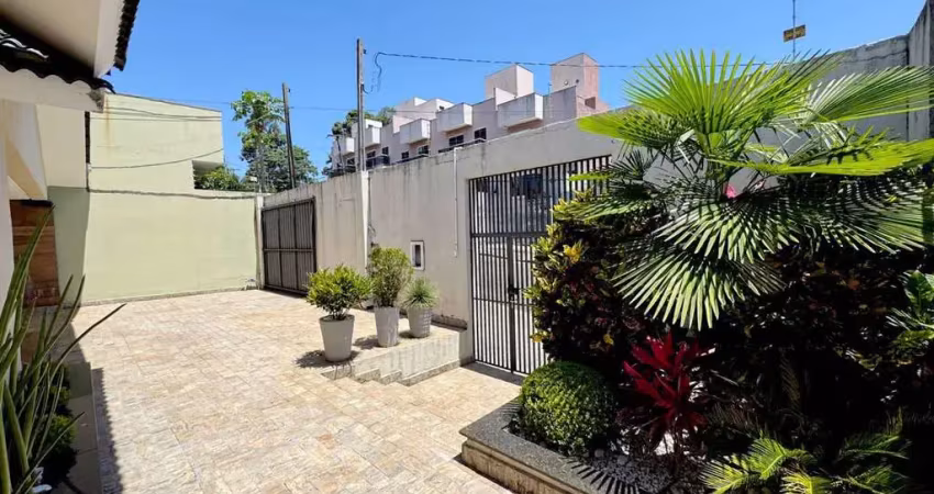 Casa com 3 quartos à venda na Rua Horácio Antunes Mendes, Orfãs, Ponta Grossa