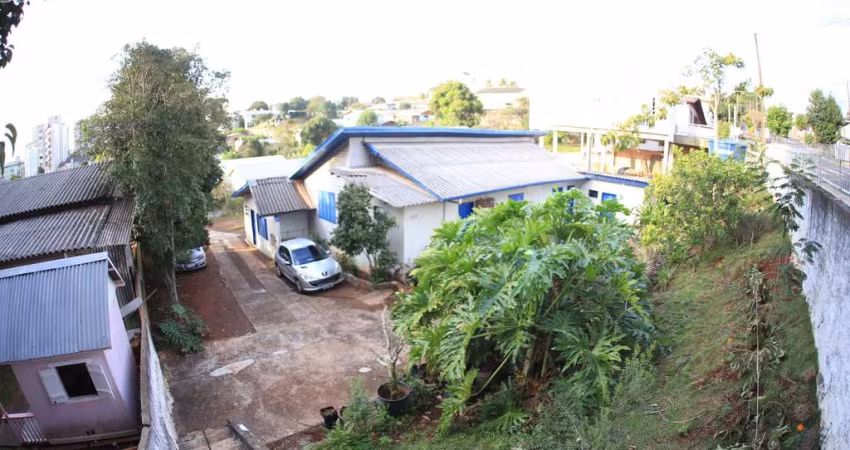 QUITINETE BAIRRO LA SALLE