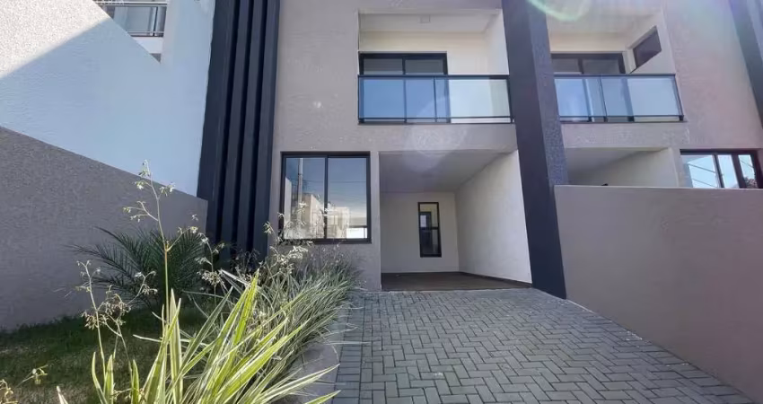 Casa a venda no bairro fraron de pato branco - 01 suite e 02 quartos