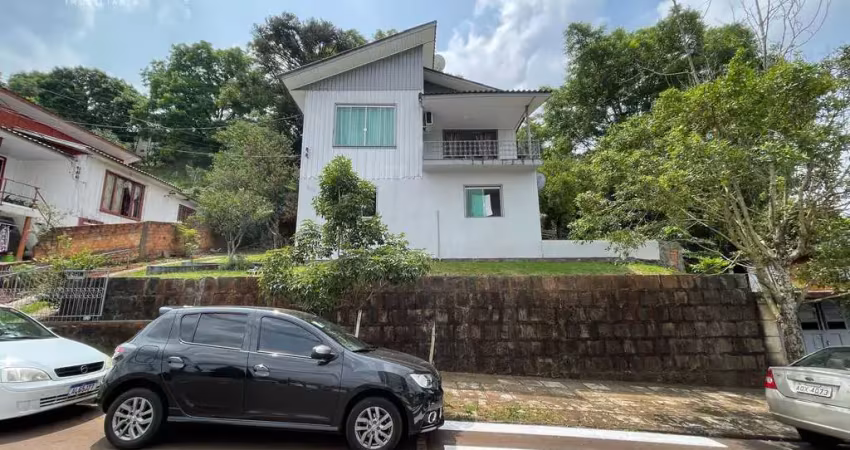 Casa para locação no centro de pato branco - parte de cima - semi mobiliada