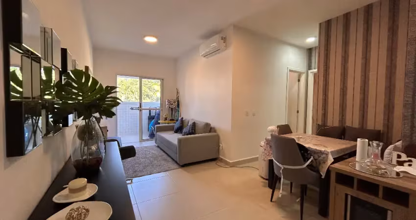 Apartamento praia das toninhas mobiliado 2 dormitórios a 200m da praia