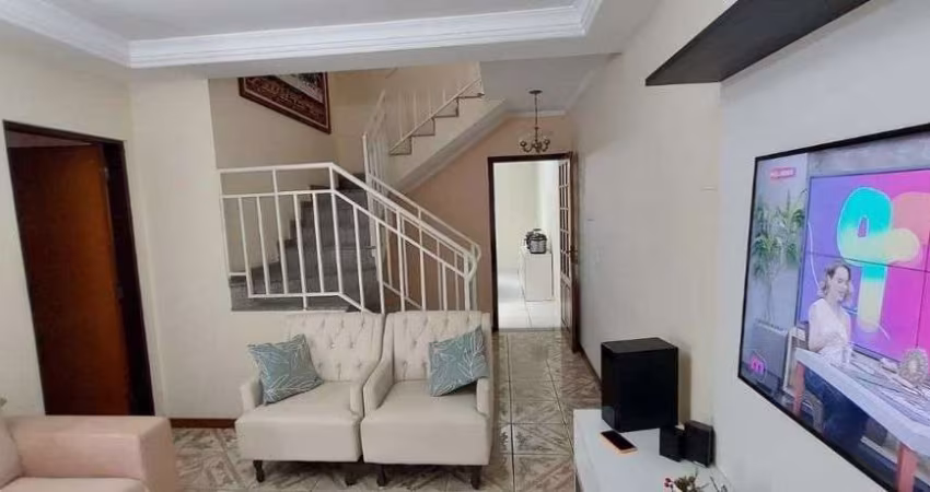 Casa com 3 dormitórios à venda, 103 m² por R$ 750.000,00 - Chácara Jafet - Mogi das Cruzes/SP