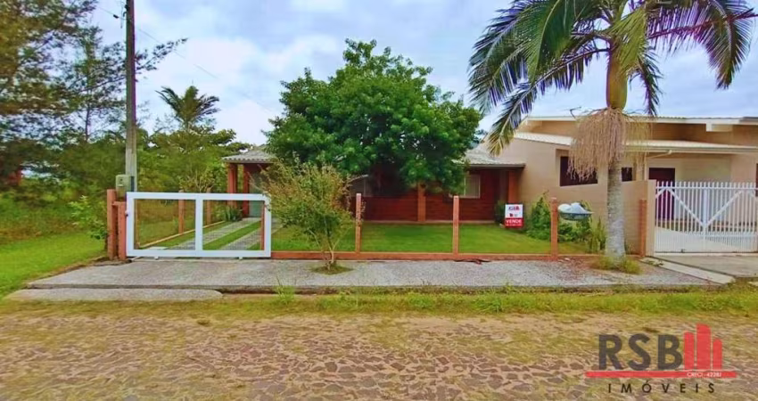 Casa com 4 dormitórios à venda, 195 m² por R$ 539.000,00 - Bellatorres - Passo de Torres/SC