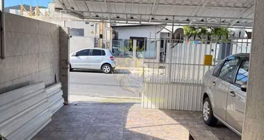 Casa térrea à venda, nova esperança, balneário camboriú, sc